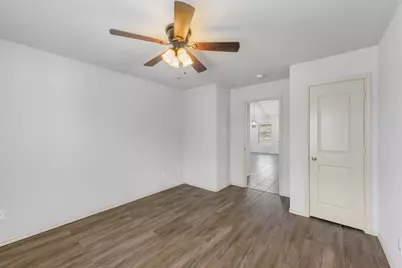 9415 Paloma Creek Drive, Tomball, TX 77375 - Photo 15