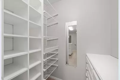 10139 Knoboak Drive, Houston, TX 77080 - Photo 9