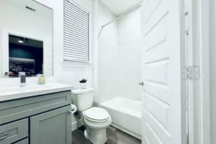 2717 Clinton Dr, Houston, TX 77020 - Photo 15