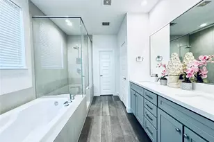 2717 Clinton Dr, Houston, TX 77020 - Photo 11