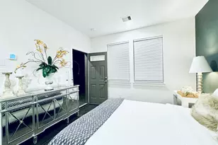 2717 Clinton Dr, Houston, TX 77020 - Photo 17