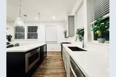 2717 Clinton Drive, Houston, TX 77020 - Photo 7