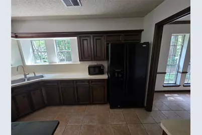 18 Mayfair Grove Court, The Woodlands, TX 77381 - Photo 9