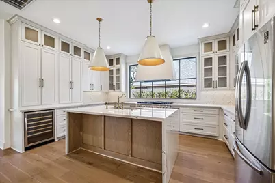 2926 Fontana Drive, Houston, TX 77043 - Photo 13