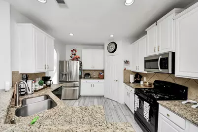 12119 Redbud Brook Trail, Houston, TX 77089 - Photo 19