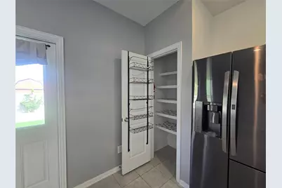 7318 Parkview Drive, Hitchcock, TX 77563 - Photo 11