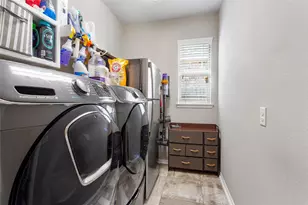 4214 Evergreen Dr, Friendswood, TX 77546 - Photo 17