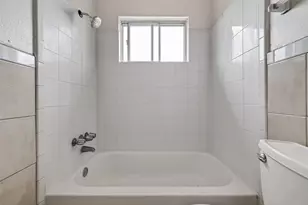 9318 Neff St, Houston, TX 77036 - Photo 31