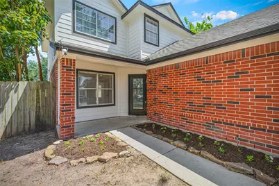 6034 Valley Cove Lane, Houston, TX 77085 - Photo 3