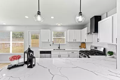 6034 Valley Cove Lane, Houston, TX 77085 - Photo 9