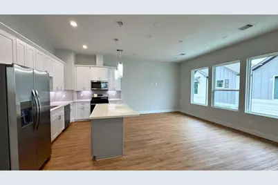 615 Northew Street #E, Houston, TX 77091 - Photo 9