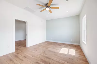 4710 Avenue S, Galveston, TX 77551 - Photo 5