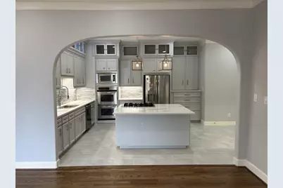 2010B W 14th Street, Houston, TX 77008 - Photo 5