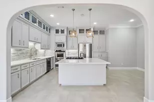 2010B W 14th St, Houston, TX 77008 - Photo 27