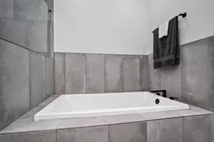 4420 Blossom St, Houston, TX 77007 - Photo 17