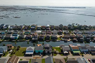 1095 Redfish St, Bayou Vista, TX 77563 - Photo 49