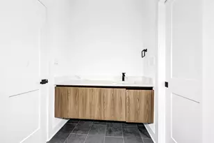 2595 Paul Quinn St, Houston, TX 77091 - Photo 11