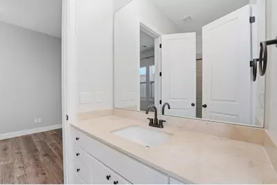 2117 Naomi Street #B, Houston, TX 77054 - Photo 7