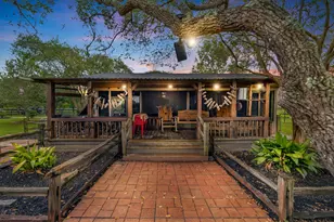 24849 County Rd 48, Angleton, TX 77515 - Photo 35