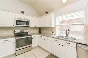 20510 Glademill Ct, Cypress, TX 77433 - Photo 7