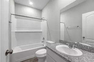 24750 Russet Bluff Trl, Houston, TX 77336 - Photo 17