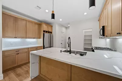 8023 Easter Street, Houston, TX 77088 - Photo 9