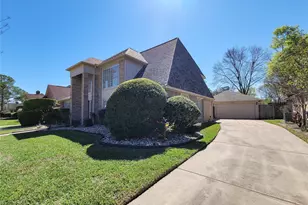 14943 Tramore Dr, Houston, TX 77083 - Photo 5