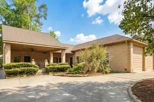 105 Greenbriar Dr, Conroe, TX 77356 - Photo 29