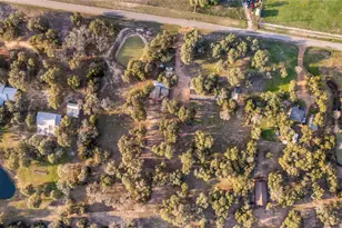 199 Co Rd 157A, Hallettsville, TX 77964 - Photo 23