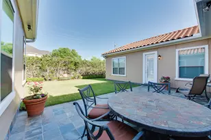 2011 Flower Garden Ln, Houston, TX 77077 - Photo 5