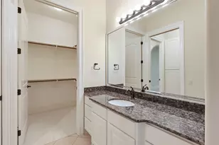 9120 Kenilworth St, Houston, TX 77024 - Photo 41