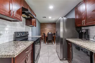 517 Marleen St, Houston, TX 77034 - Photo 9