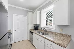 7000 Seawall Blvd, Galveston, TX 77551 - Photo 11