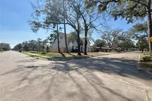9603 Carousel Ln, Houston, TX 77080 - Photo 13
