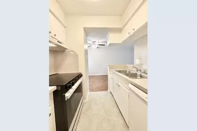 3902 Mandell Street #9, Houston, TX 77006 - Photo 9