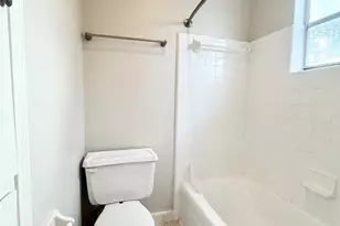 3902 Mandell St, Houston, TX 77006 - Photo 13