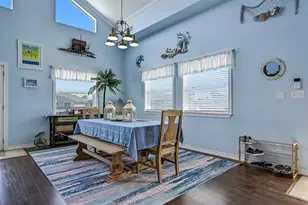 4310 Karankawa Way, Jamaica Beach, TX 77554 - Photo 7