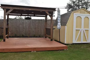 6516 Stoney Creek Dr, Pasadena, TX 77503 - Photo 9