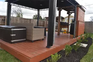 6516 Stoney Creek Dr, Pasadena, TX 77503 - Photo 7