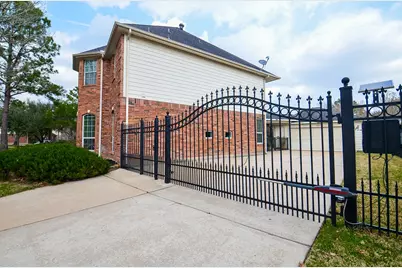 6251 Clear Canyon Drive, Katy, TX 77450 - Photo 3