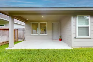 12358 Morning Vis Dr, Houston, TX 77014 - Photo 35