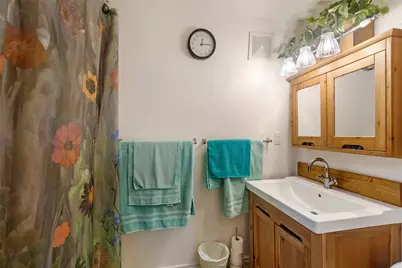 275 Commerce Lane, Highlands, TX 77562 - Photo 17