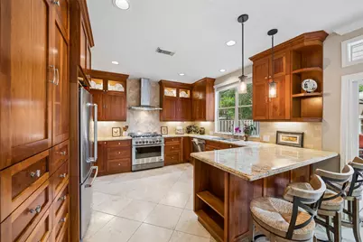 74 S Bethany Bend Circle, The Woodlands, TX 77382 - Photo 21