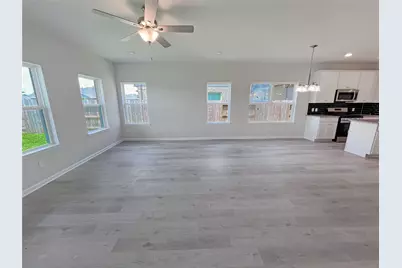 6010 Royal Palm Drive, Manvel, TX 77578 - Photo 11