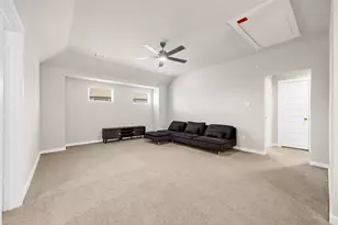 27014 Wandering Gln Ln, Katy, TX 77493 - Photo 9