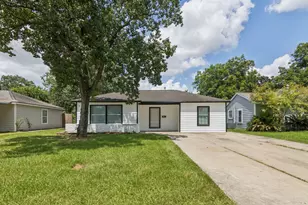 1408 Scarborough Ln, Pasadena, TX 77502 - Photo 1