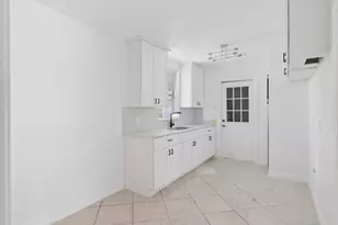 1408 Scarborough Ln, Pasadena, TX 77502 - Photo 9