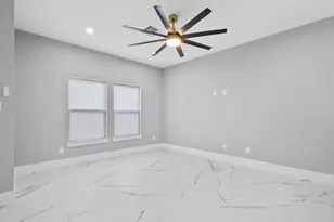 9110 Everglade, Houston, TX 77078 - Photo 5