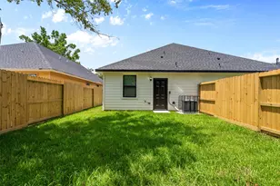 9110 Everglade, Houston, TX 77078 - Photo 21