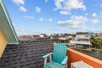 106 Isles End Road, Tiki Island, TX 77554 - Photo 17